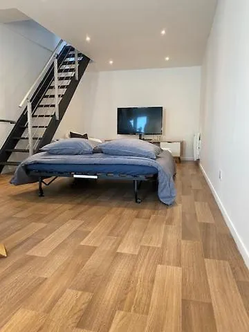 Le Duplex Du Cours De Verdun Appartement *